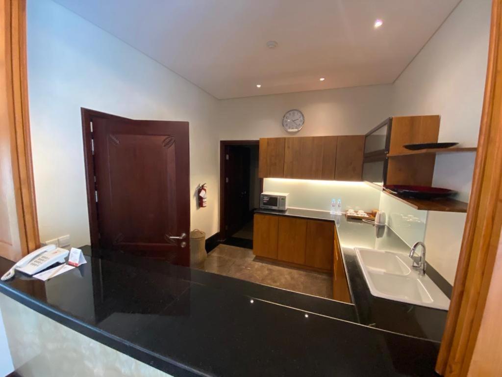Bintang Bali Villa กูตา ภายนอก รูปภาพ