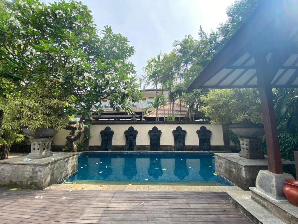 Bintang Bali Villa กูตา ภายนอก รูปภาพ