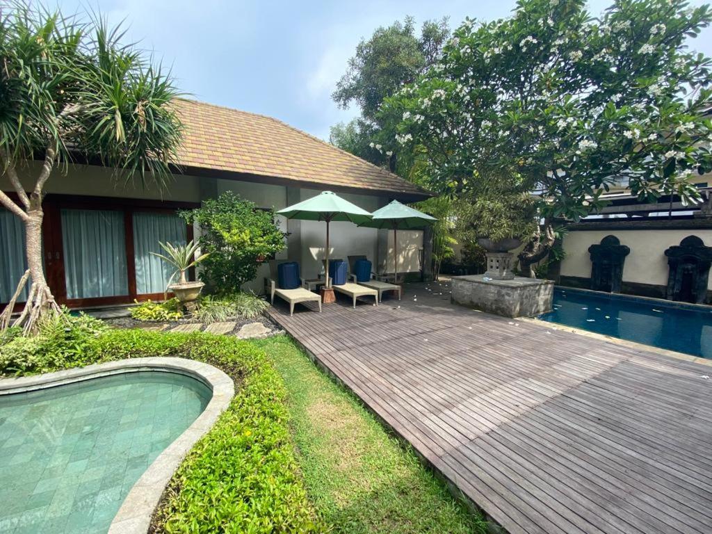 Bintang Bali Villa กูตา ภายนอก รูปภาพ
